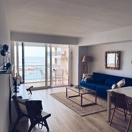 Precioso apartamento delante del mar en Palamós Exterior foto